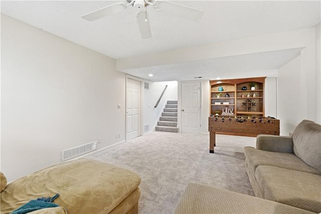 11403 W 115th Street, Overland Park, KS 66210