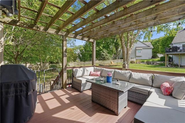 11403 W 115th Street, Overland Park, KS 66210