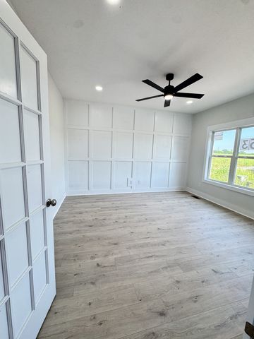 238 Low Plains Ln, Clarksville, TN 37043