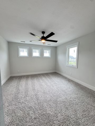 238 Low Plains Ln, Clarksville, TN 37043