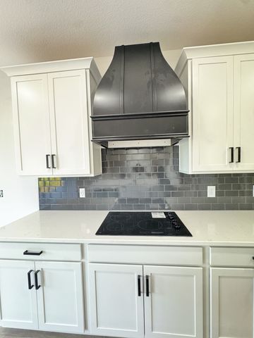 238 Low Plains Ln, Clarksville, TN 37043