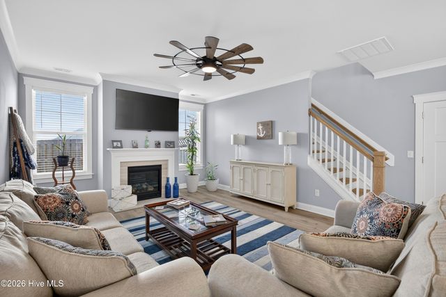 1003 Terraces Lane, Hampstead, NC 28443