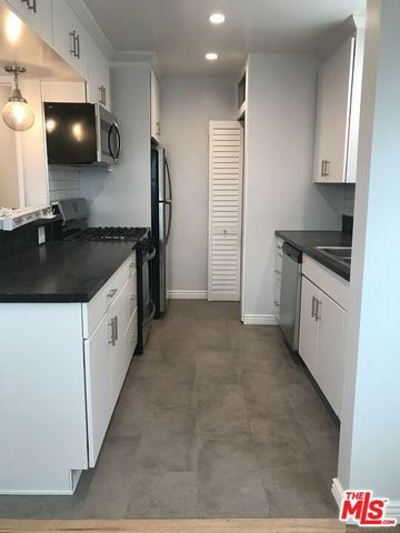 2230 Delaware Avenue, Santa Monica, CA 90404