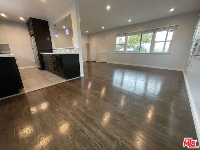 2230 Delaware Avenue, Santa Monica, CA 90404