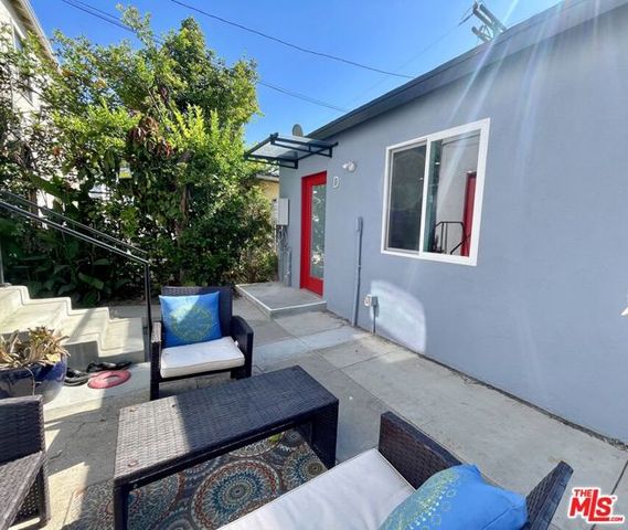 2230 Delaware Avenue, Santa Monica, CA 90404