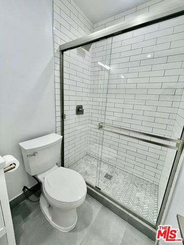 2230 Delaware Avenue, Santa Monica, CA 90404