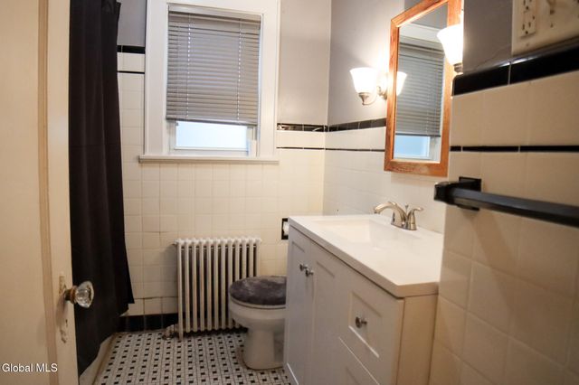 21 Turner Place, Albany, NY 12209