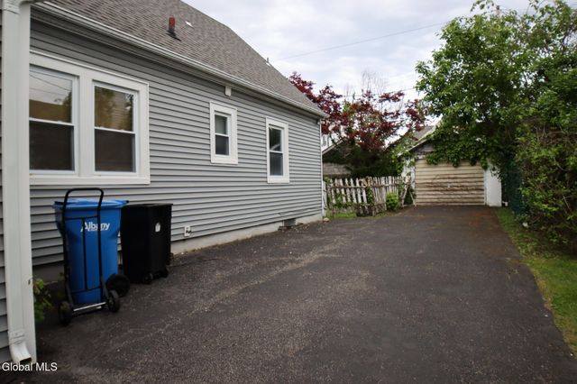 21 Turner Place, Albany, NY 12209