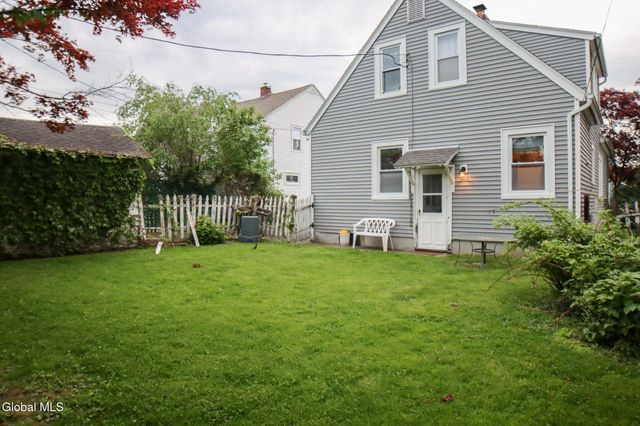 21 Turner Place, Albany, NY 12209