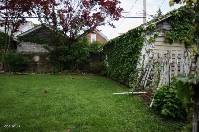21 Turner Place, Albany, NY 12209
