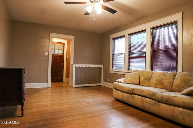 21 Turner Place, Albany, NY 12209