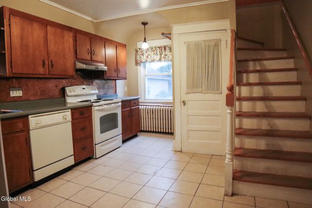 21 Turner Place, Albany, NY 12209