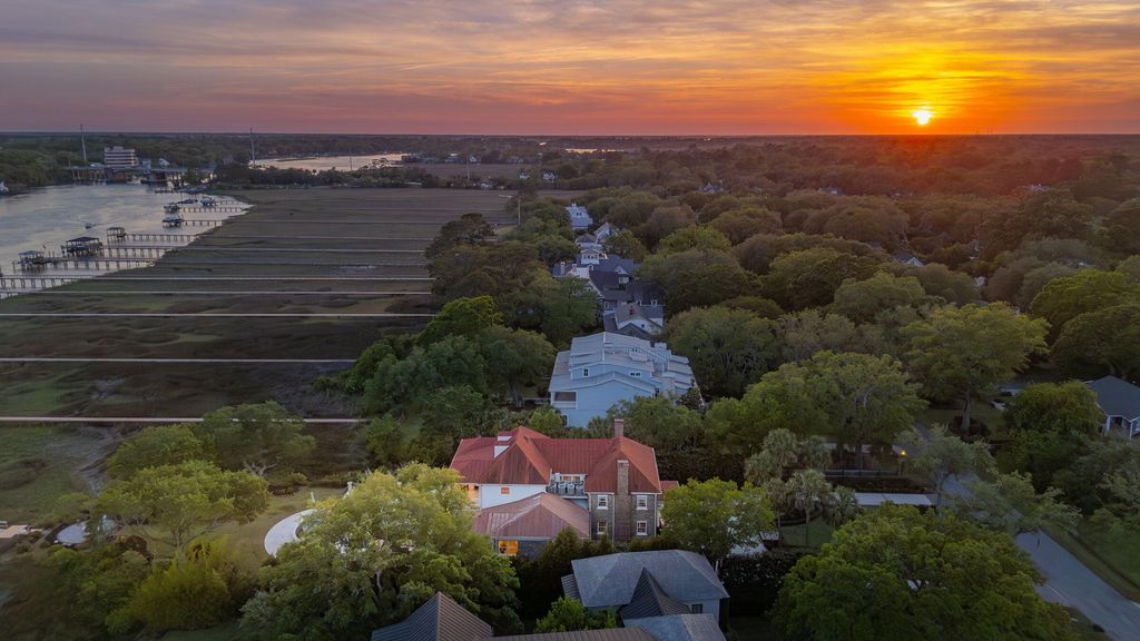 Image 102 of property listing at 13 Broughton Road, Charleston, SC 29407