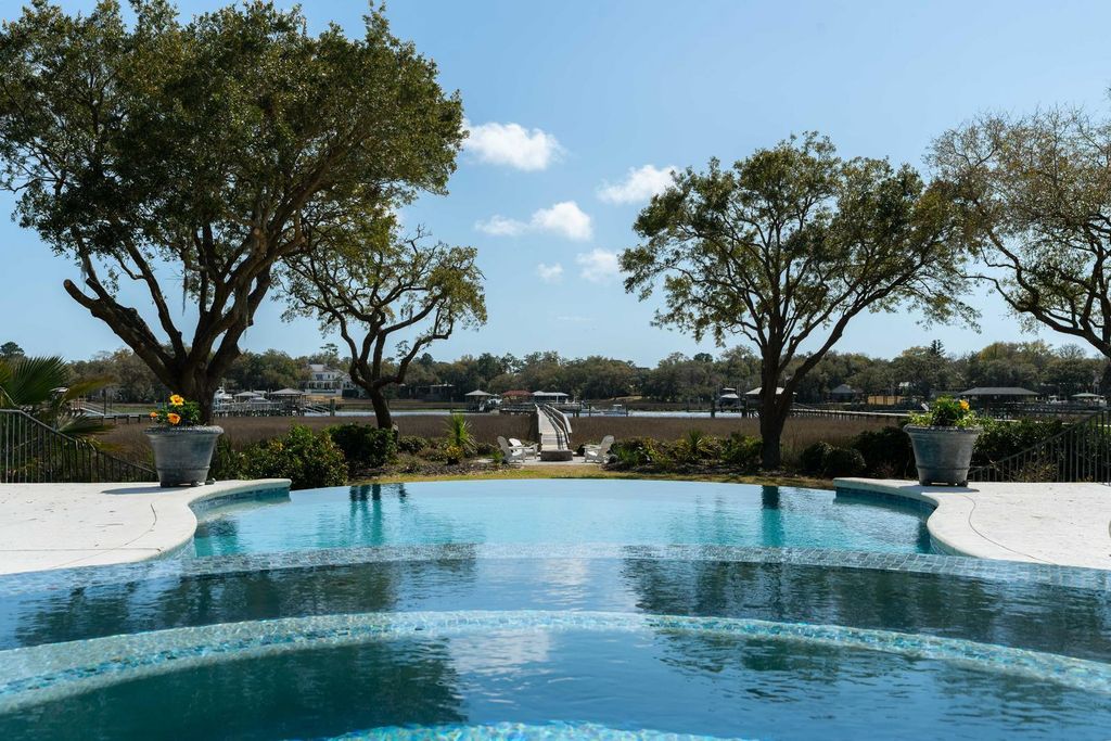 Image 107 of property listing at 13 Broughton Road, Charleston, SC 29407