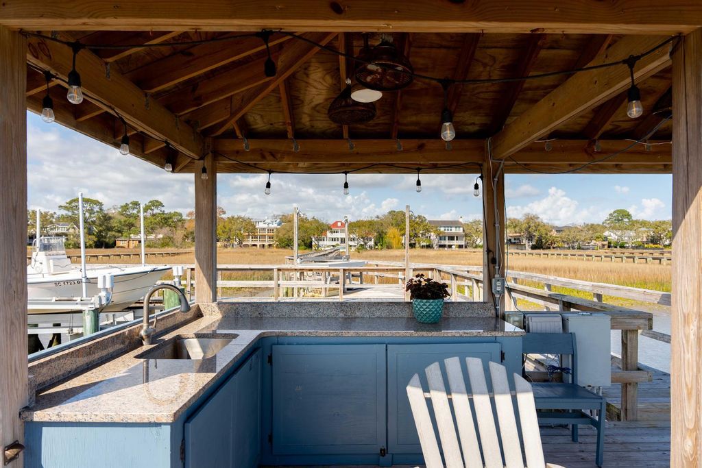 Image 113 of property listing at 13 Broughton Road, Charleston, SC 29407