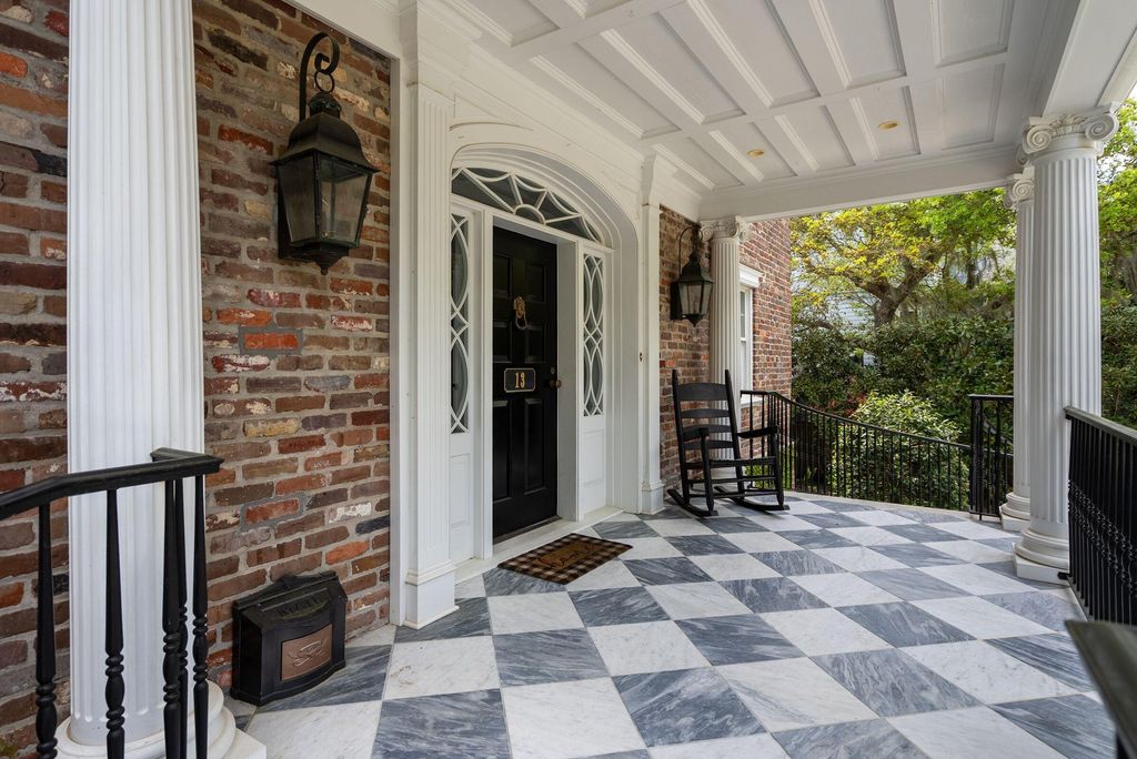 Image 13 of property listing at 13 Broughton Road, Charleston, SC 29407
