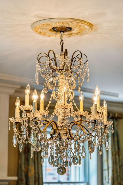 Image 18 of property listing at 13 Broughton Road, Charleston, SC 29407