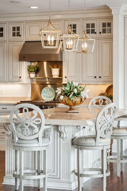 Image 33 of property listing at 13 Broughton Road, Charleston, SC 29407