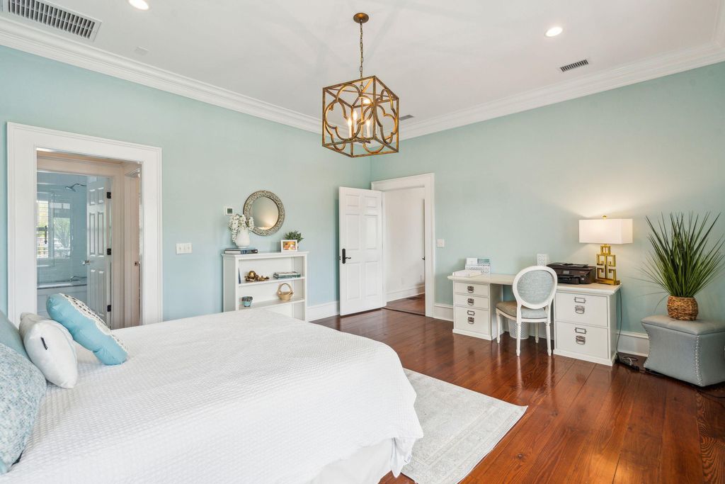 Image 44 of property listing at 13 Broughton Road, Charleston, SC 29407
