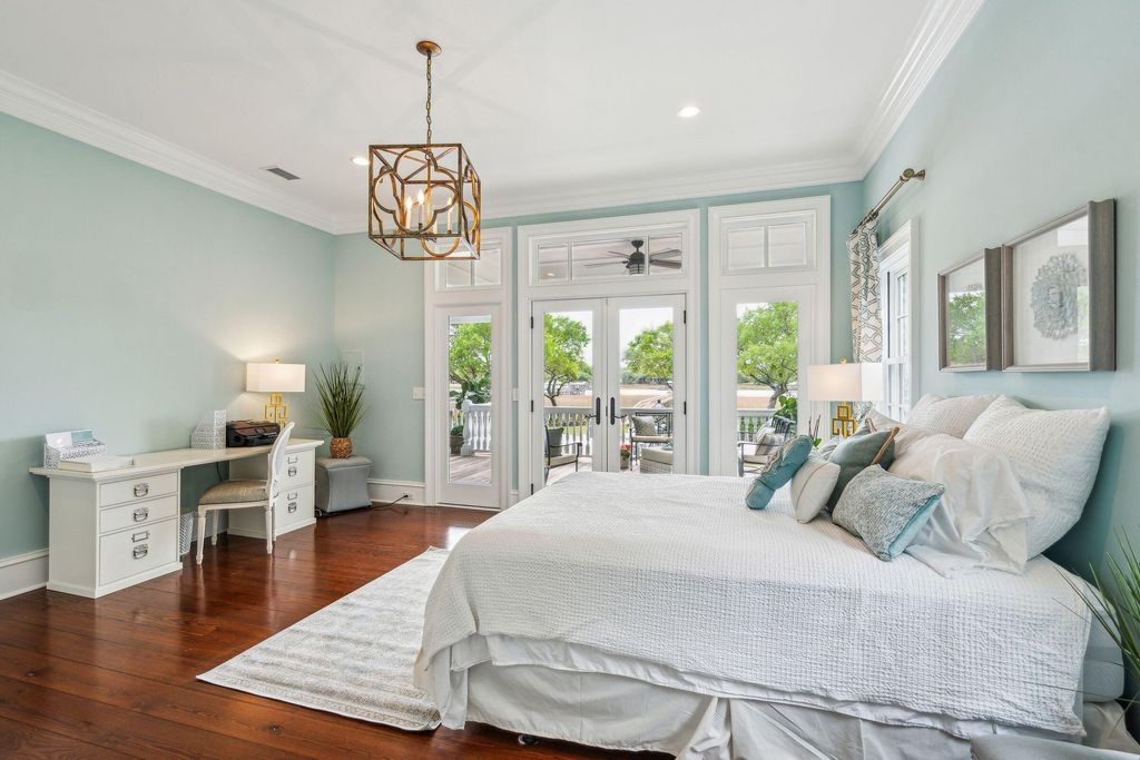 Image 45 of property listing at 13 Broughton Road, Charleston, SC 29407