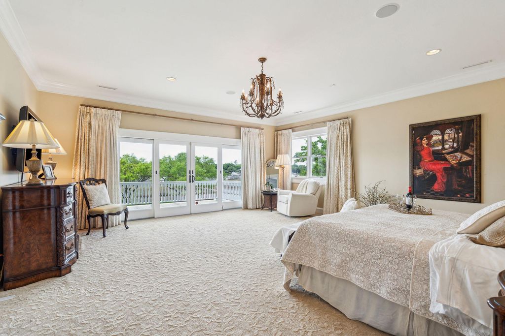 Image 48 of property listing at 13 Broughton Road, Charleston, SC 29407