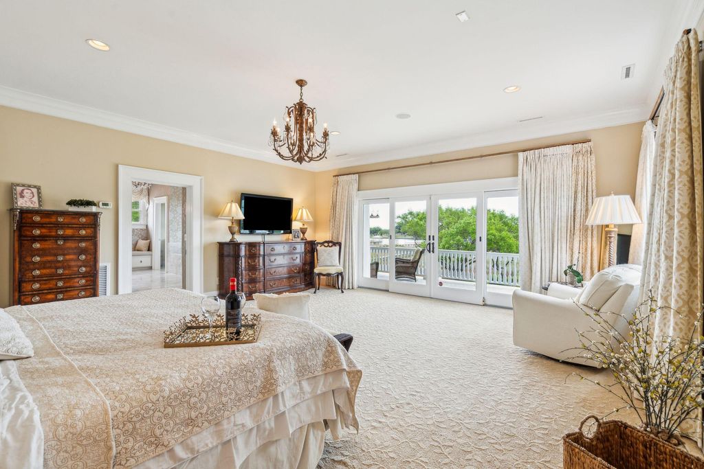 Image 50 of property listing at 13 Broughton Road, Charleston, SC 29407