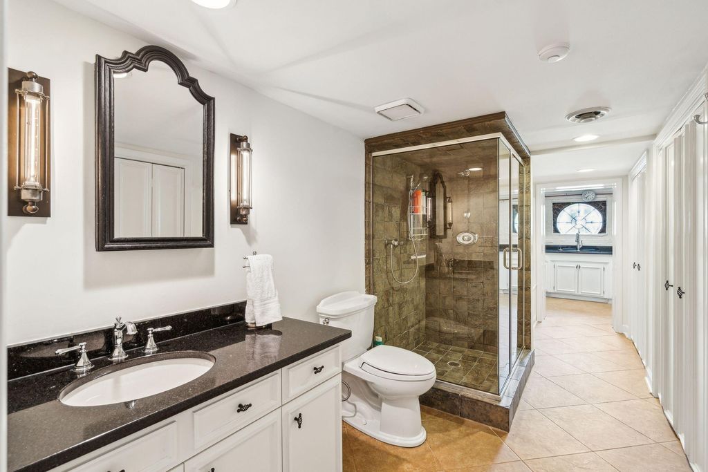 Image 70 of property listing at 13 Broughton Road, Charleston, SC 29407