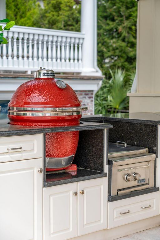 Image 84 of property listing at 13 Broughton Road, Charleston, SC 29407