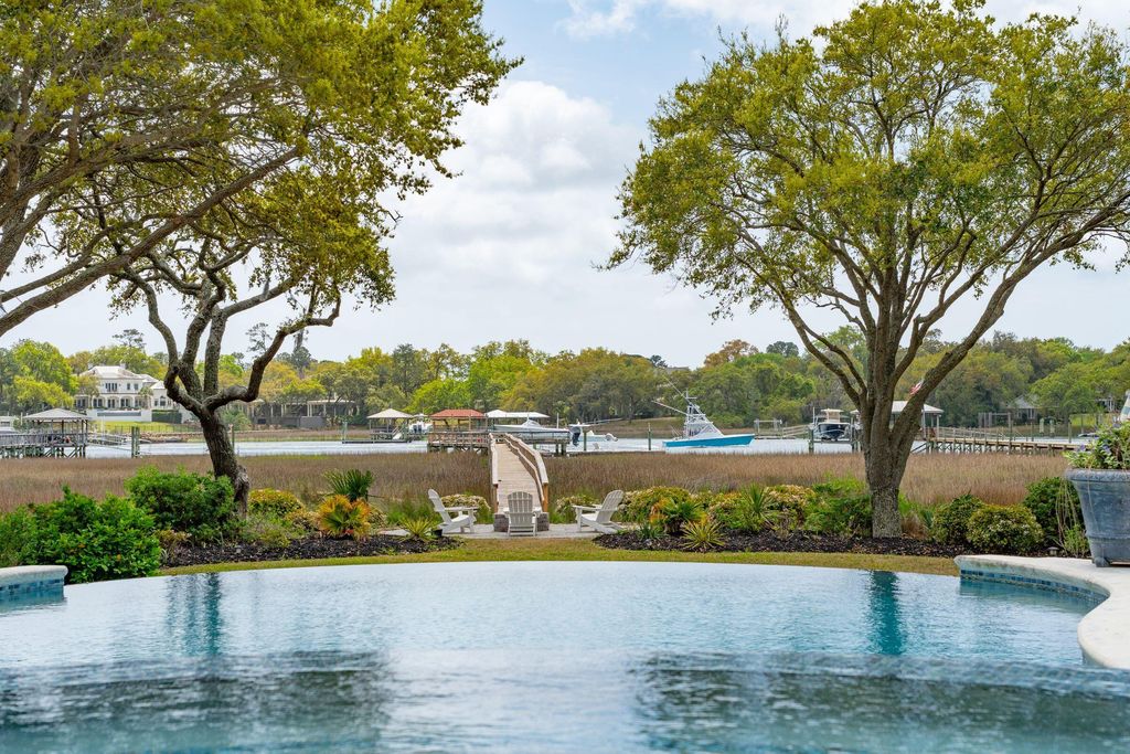 Image 98 of property listing at 13 Broughton Road, Charleston, SC 29407