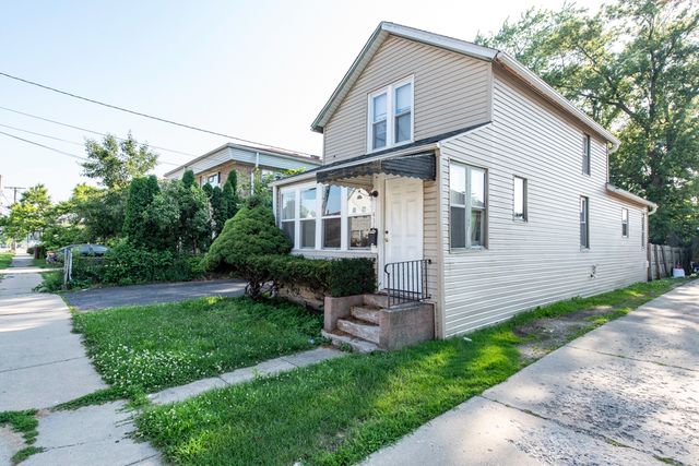 434 S Jackson Street, Waukegan, IL 60085