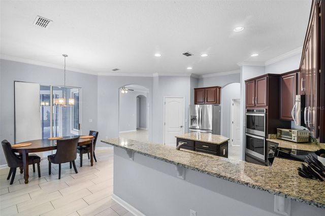 410 SAUVIGNON WAY, Groveland, FL 34736