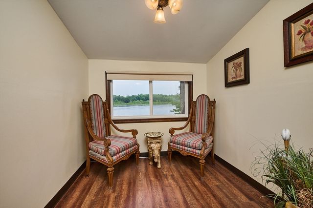 238 Dox Rd, Westfield, MA 01085