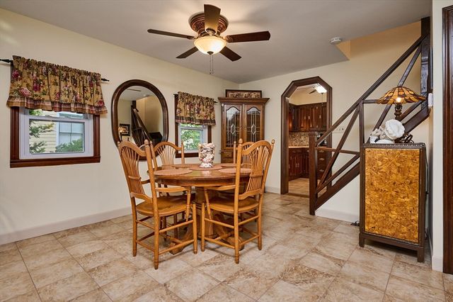 238 Dox Rd, Westfield, MA 01085