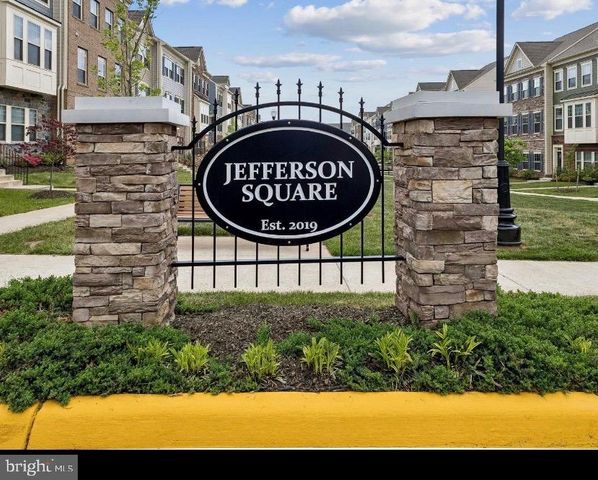 9389 BARNES LOOP, Manassas, VA 20110