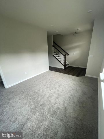 9389 BARNES LOOP, Manassas, VA 20110