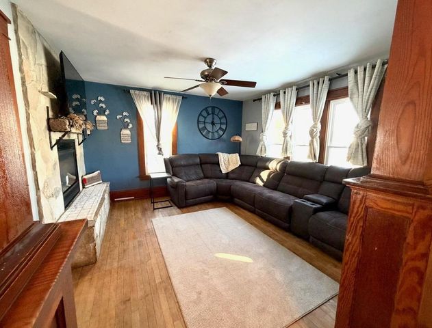 318 N 3rd Street, Fort Atkinson, WI 53538