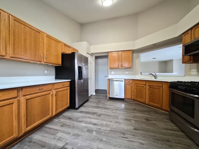 2850 Stonewater Drive 0, Naperville, IL 60564