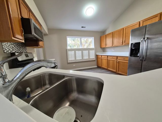 2850 Stonewater Drive 0, Naperville, IL 60564