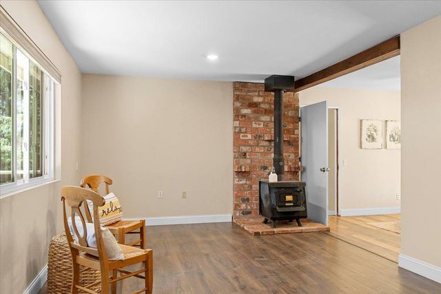 2210 Pinewood Ln, Pollock Pines, CA 95726