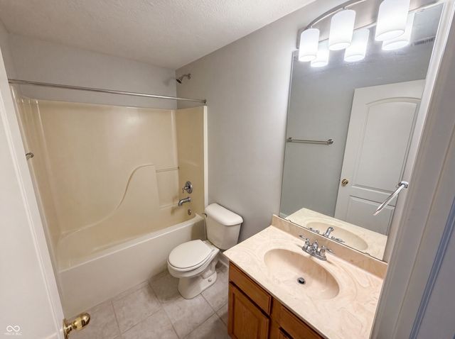 6206 W 900 N, Mccordsville, IN 46055