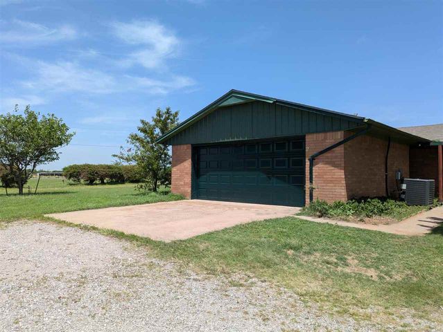 6903 SE Bishop Rd, Lawton, OK 73501