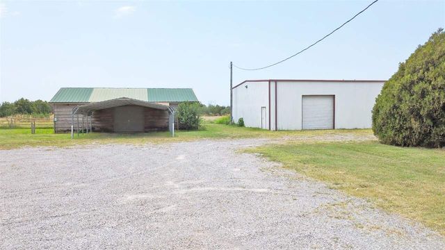 6903 SE Bishop Rd, Lawton, OK 73501