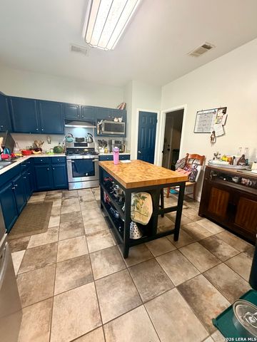 7108 Cloudview, San Antonio, TX 78250