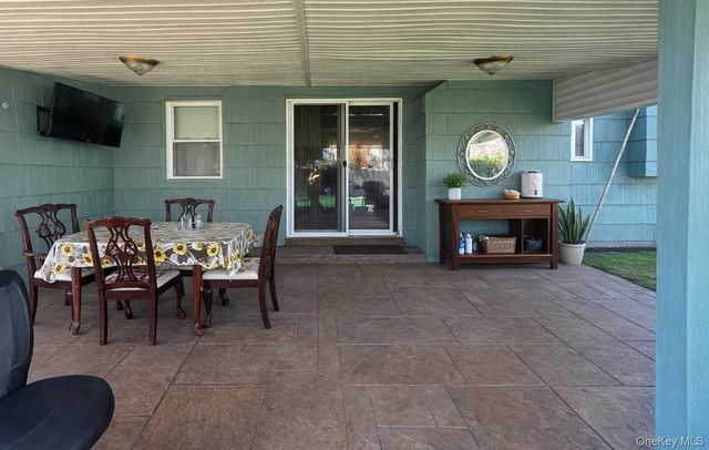 1327 Brooklyn Boulevard, Bay Shore, NY 11706