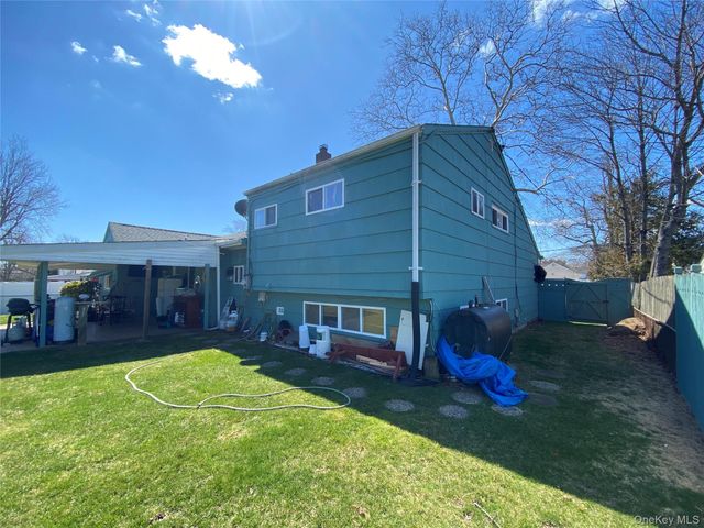 1327 Brooklyn Boulevard, Bay Shore, NY 11706