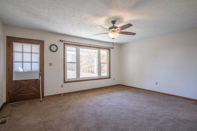 320 Cravens Hollow Road, Liberty, KY 42539