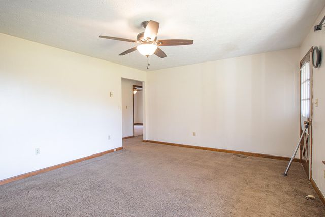 320 Cravens Hollow Road, Liberty, KY 42539
