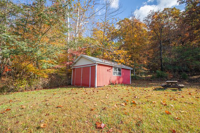 320 Cravens Hollow Road, Liberty, KY 42539