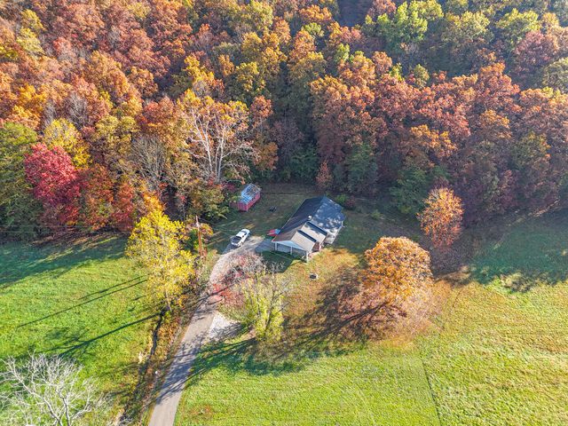320 Cravens Hollow Road, Liberty, KY 42539