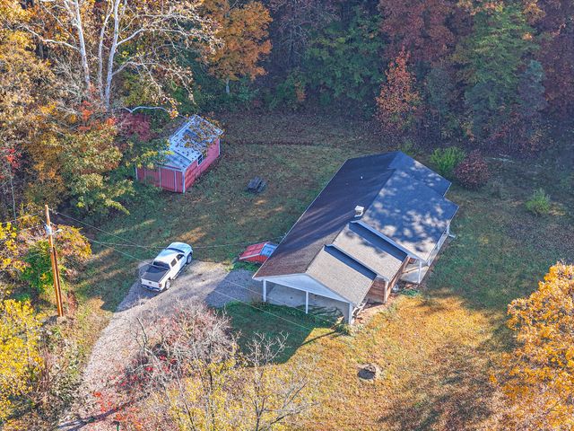 320 Cravens Hollow Road, Liberty, KY 42539